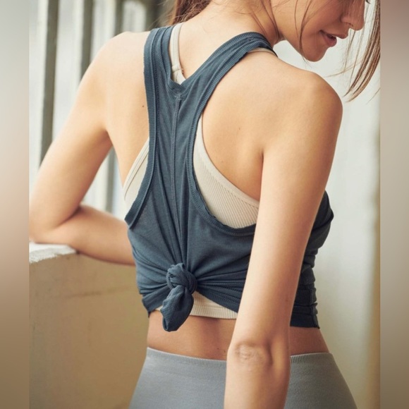 💫 FP MOVEMENT by FREE PEOPLE Very Varsity Tank in Gravelstone Small NWT - Picture 5 of 14